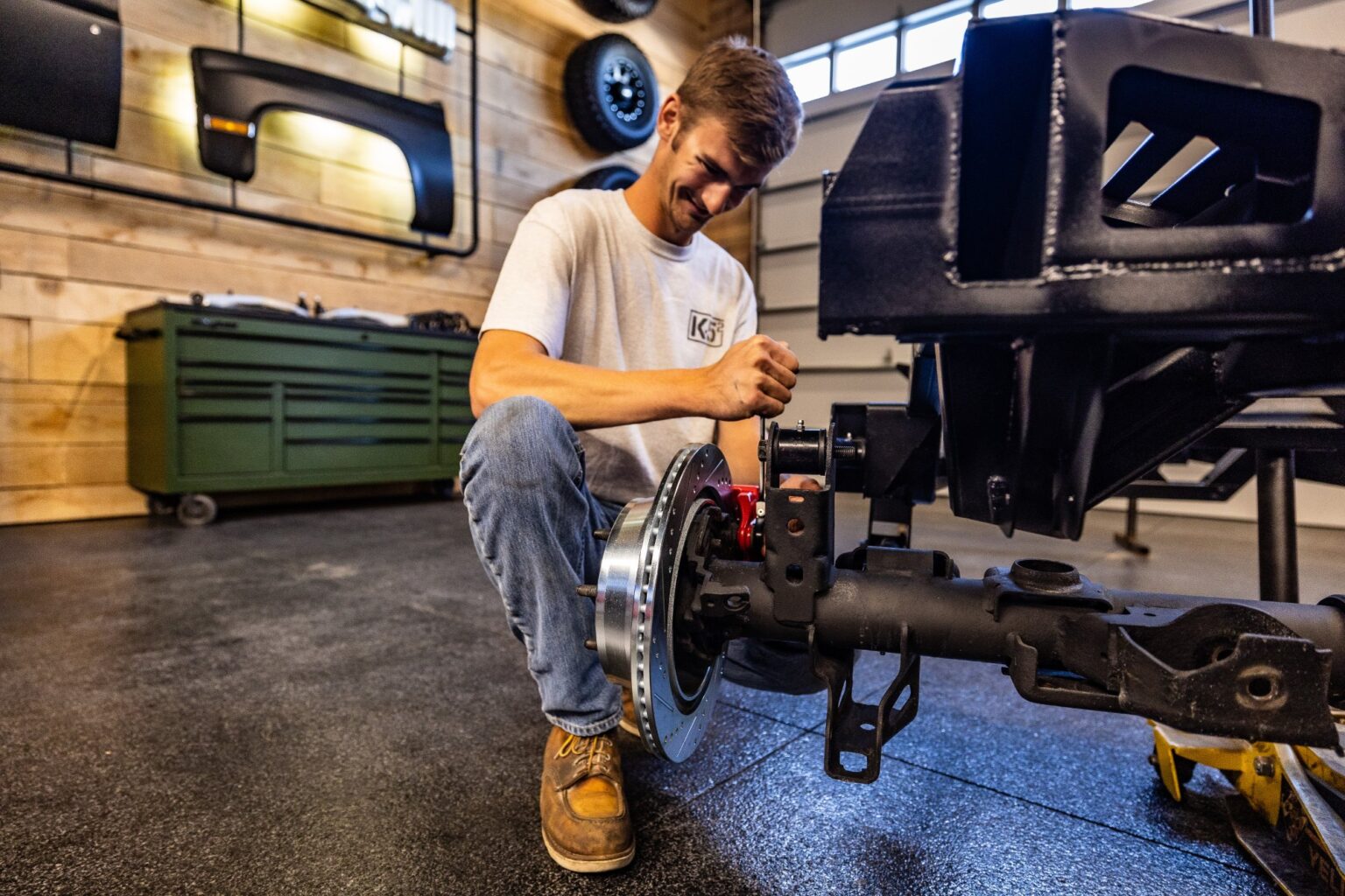 Installing the rear brake on a Frame-Werx K5 Blazer chassis