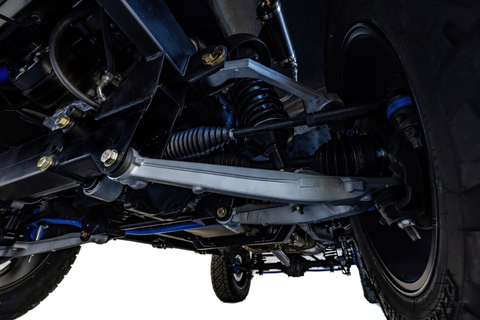 K5 Blazer on a Frame-Werx chassis, front suspension from underneath