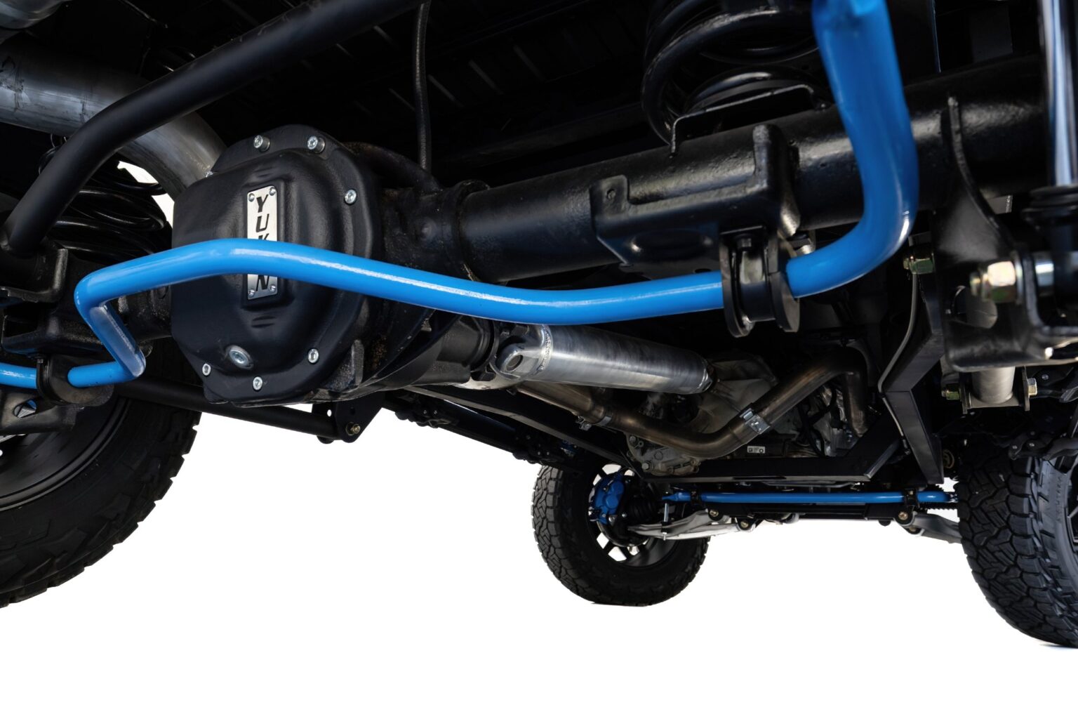 K5 Blazer on a Frame-Werx chassis, underside from the side